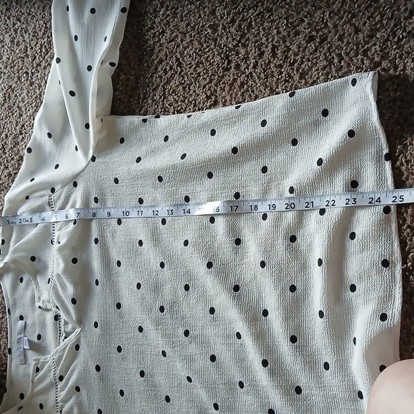 Fever women's slit collar polka dot quarter sleeve blouse size large - Picture 12 of 13